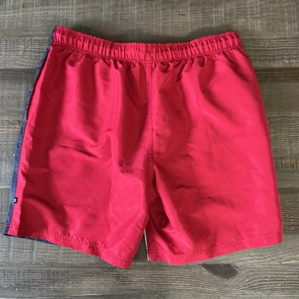 Nautica bold red